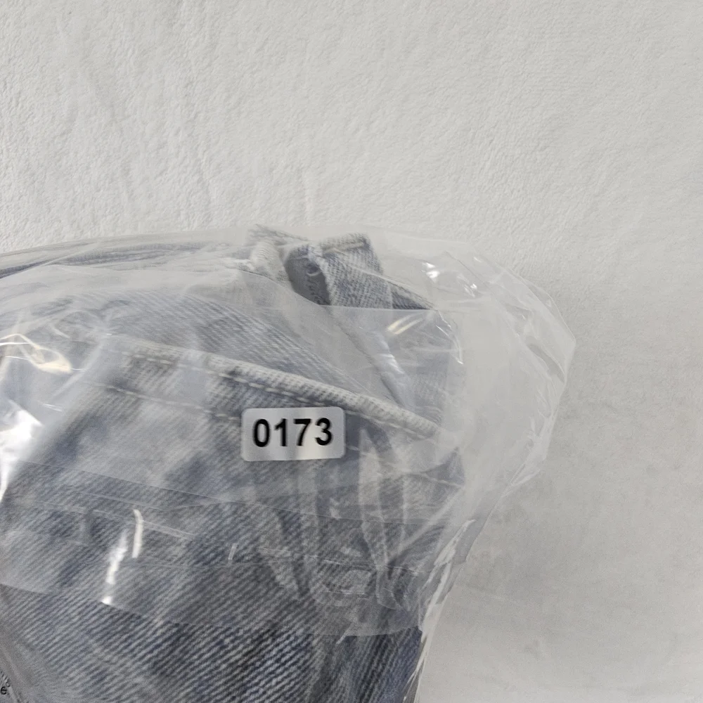 Standard Cloth wear zip can